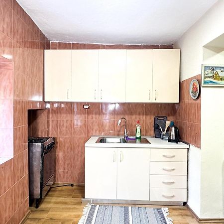 Shkodra Guest House & Trips מראה חיצוני תמונה