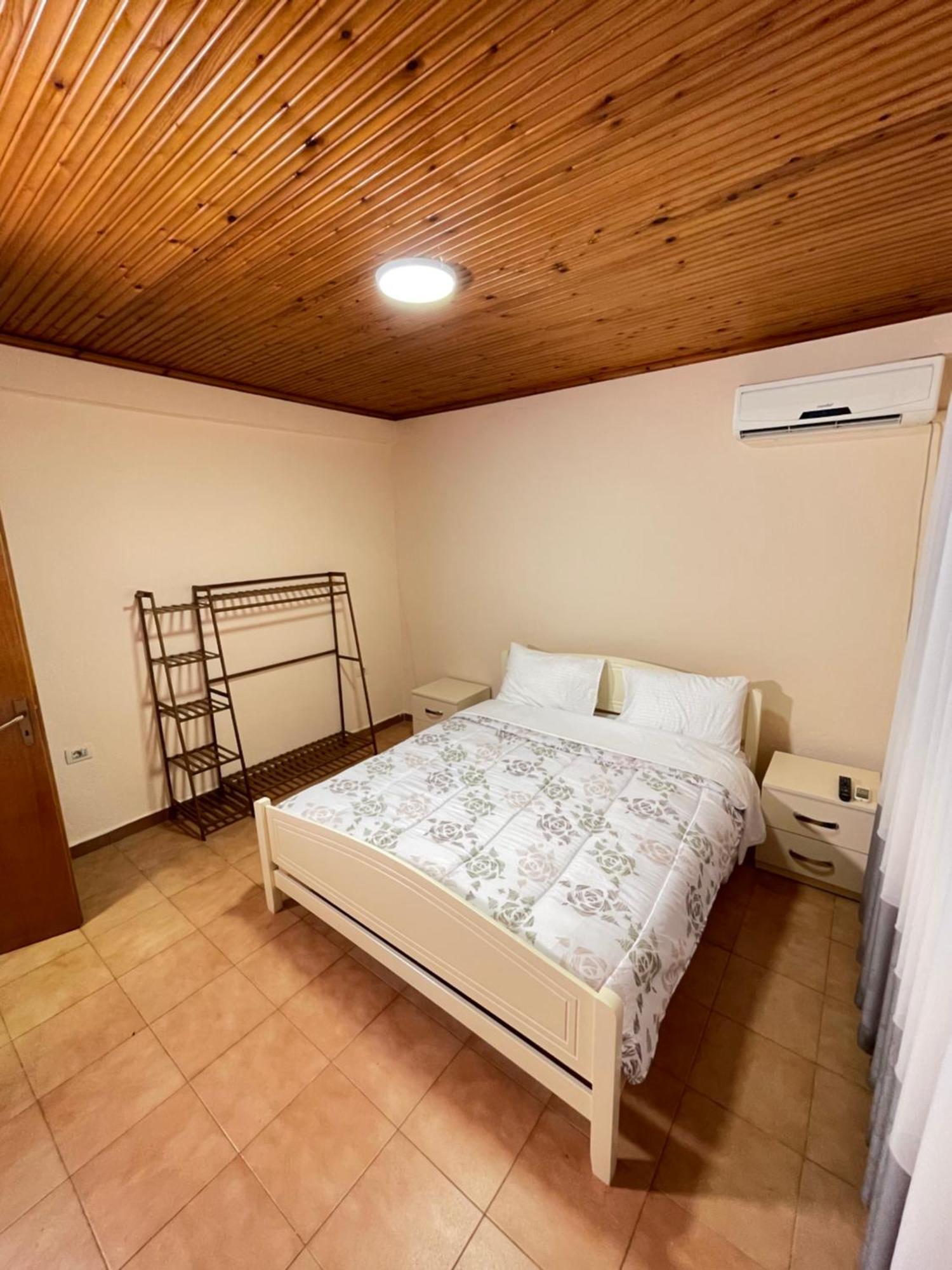 Shkodra Guest House & Trips מראה חיצוני תמונה