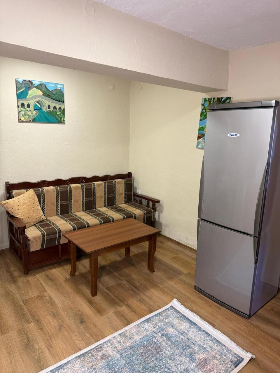 Shkodra Guest House & Trips מראה חיצוני תמונה