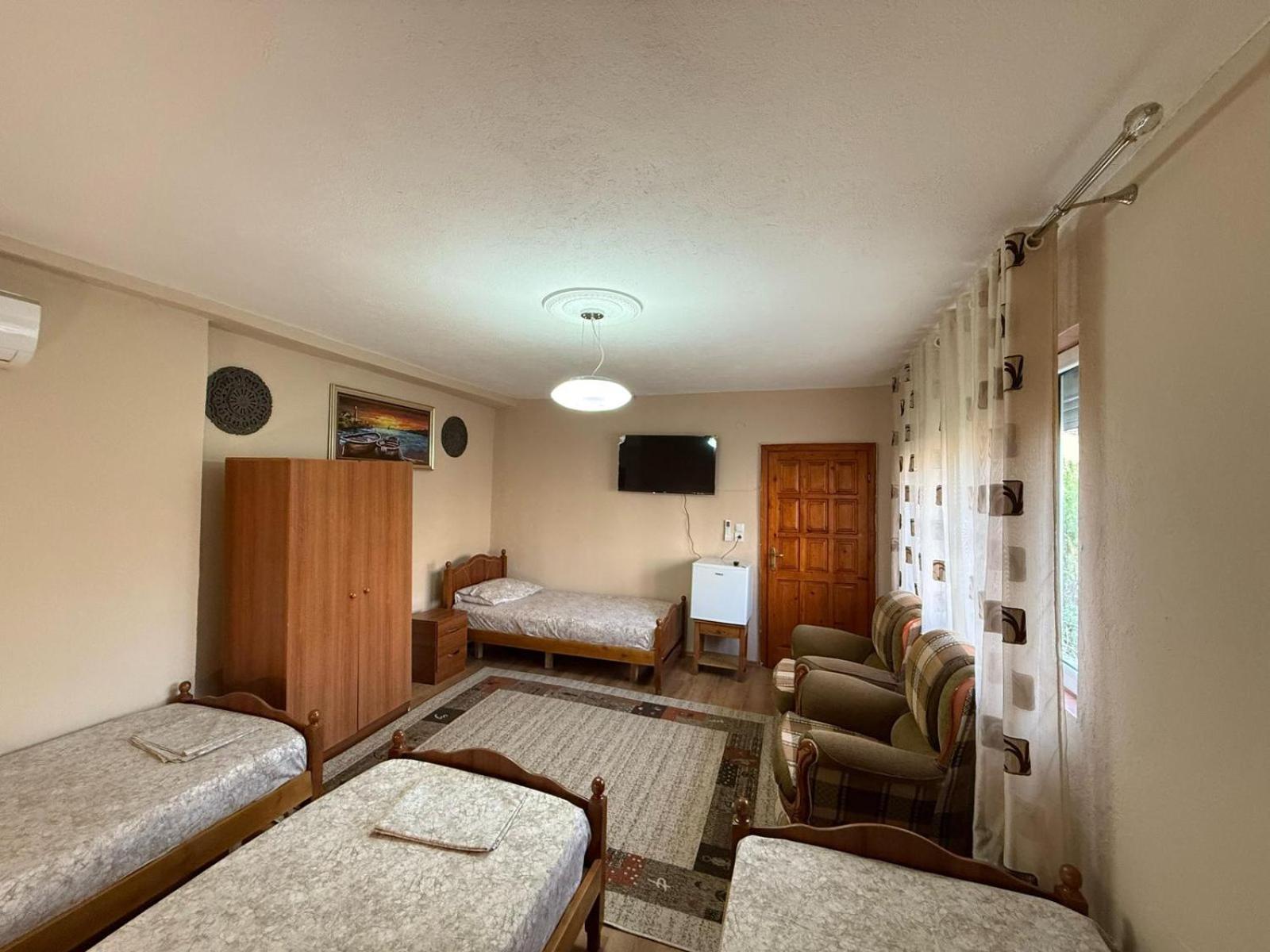 Shkodra Guest House & Trips מראה חיצוני תמונה